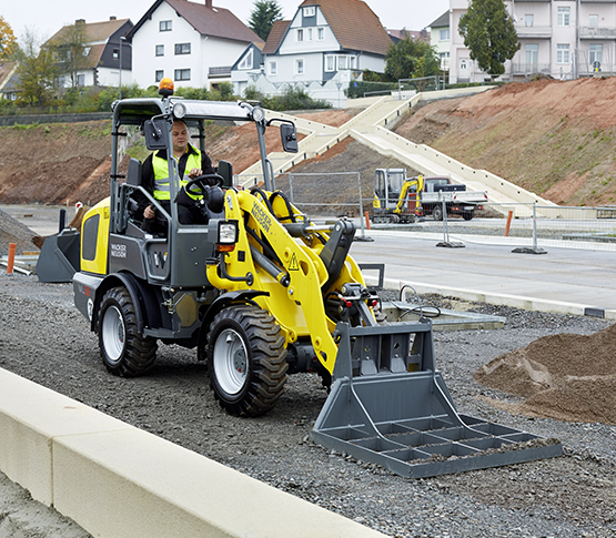 chargeuse-sur-pneus-wacker-neuson-WL32