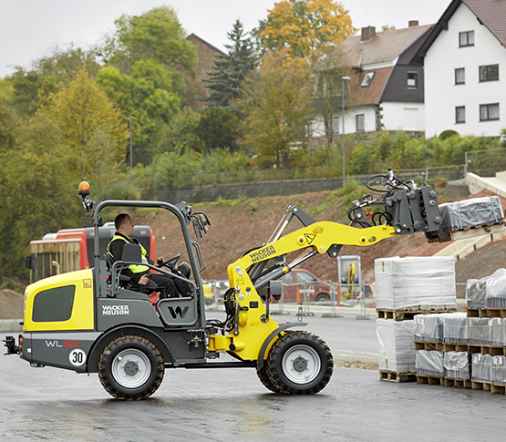 chargeuse-sur-pneus-wacker-neuson-WL32-7