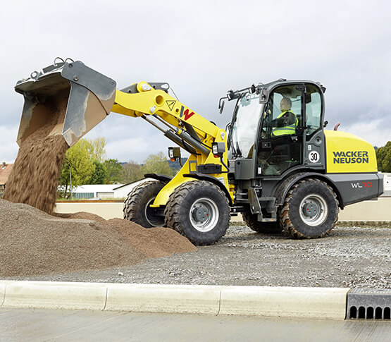 chargeuse-sur-pneus-wacker-neuson-WL70