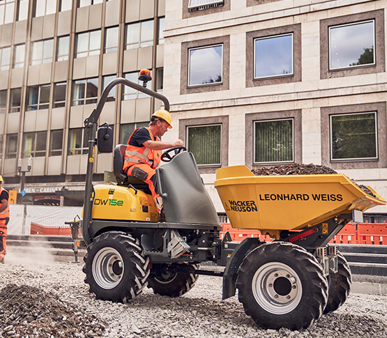 dumper-sur-pneus-electrique-wacker-neuson-DW15e