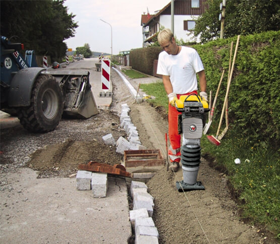 pilonneuse-diesel-wacker-neuson-DS70