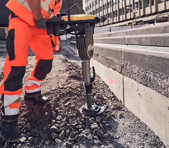 pilonneuse-electrique-wacker-neuson-AS30e